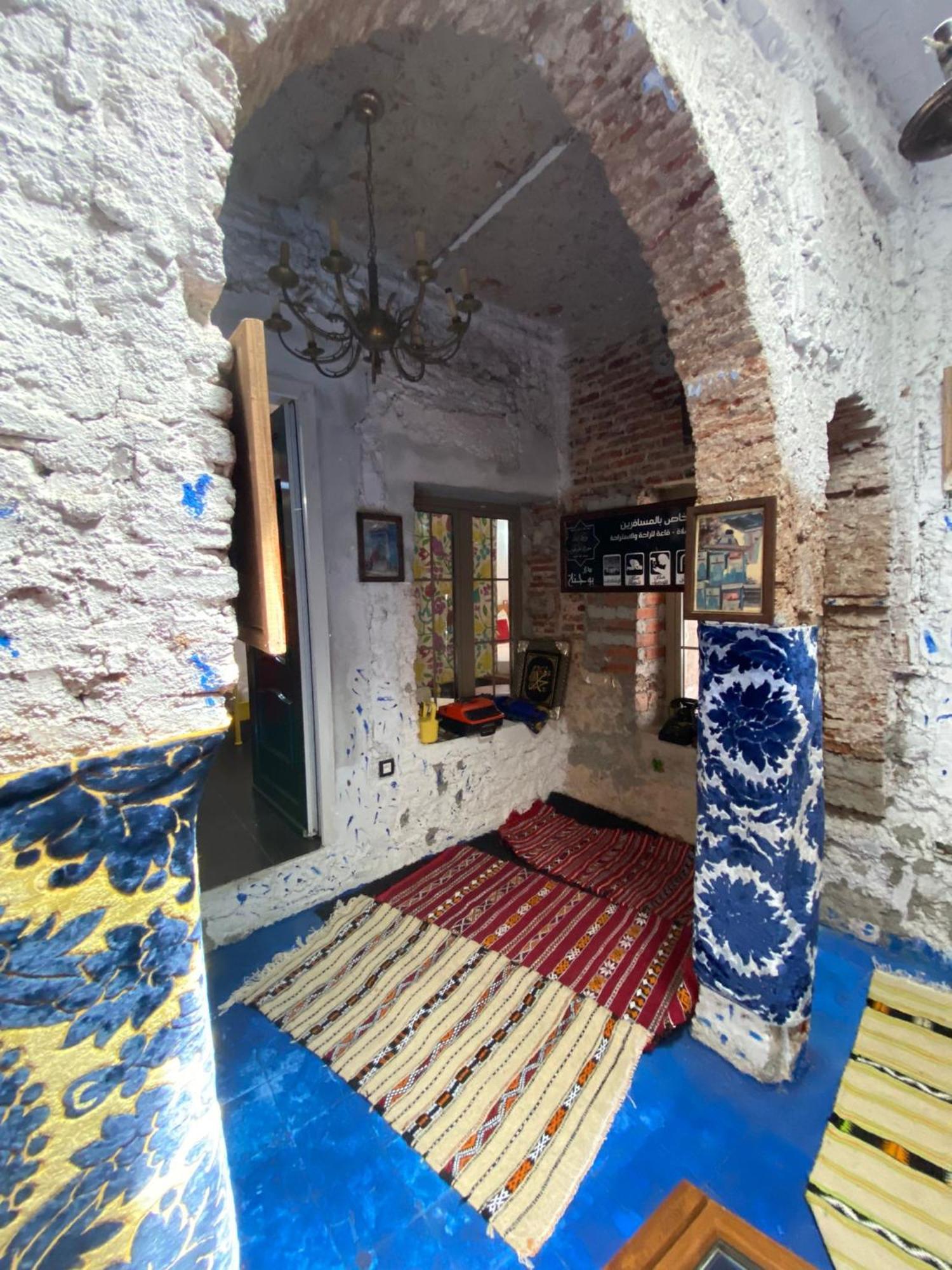 Hostal Valencia - Private Room With Bathroom 舍夫沙万 外观 照片